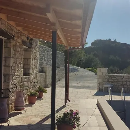 Giota's Guest house Zacharo