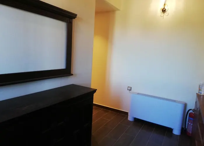 Giota's Πανσιόν Ζαχάρω